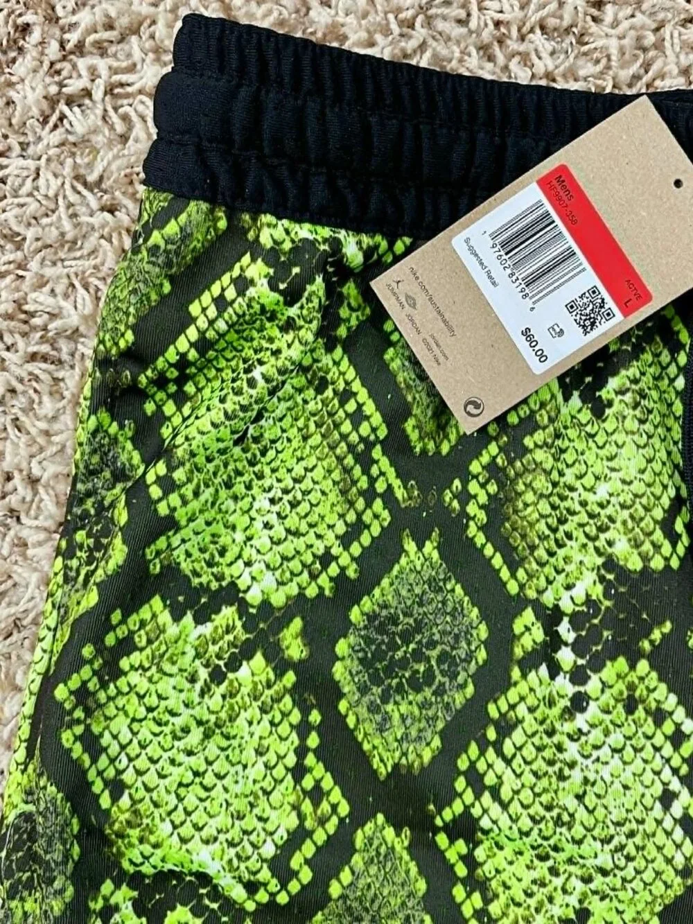 Jordan Sport Men's Dri-FIT Mesh Diamond Shorts Electric Green HF9907-358, Size L
